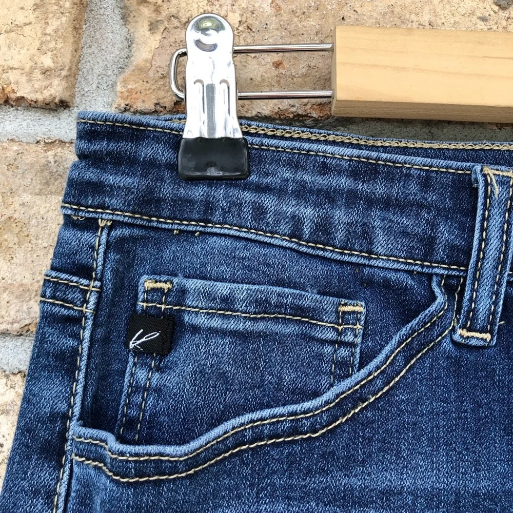 KanCan Stretchy Cotton Distressed Raw Hem Medium Wash Mini Jean Skirt 9/28